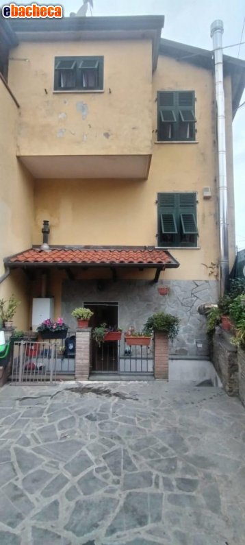 appartamento in vendita a Fivizzano in zona Turano