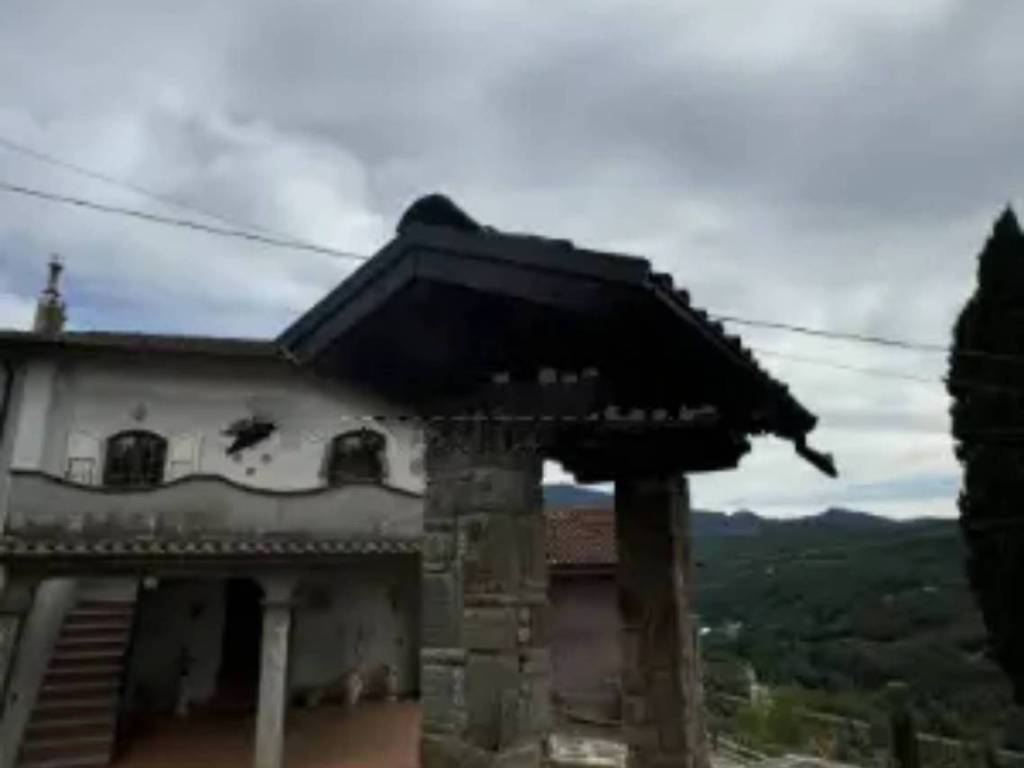 casa indipendente in vendita a Fivizzano in zona Groppoli