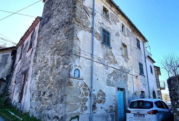casa indipendente in vendita a Fivizzano