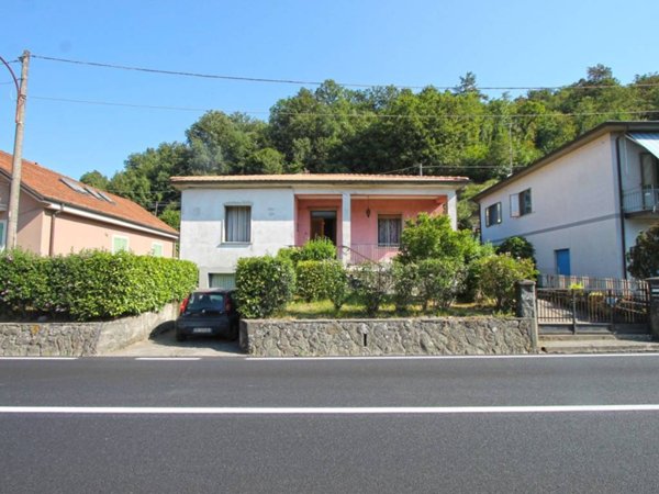casa indipendente in vendita a Fivizzano in zona Rometta