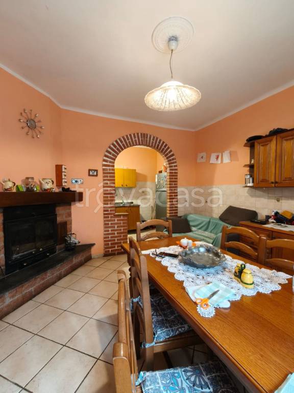 casa indipendente in vendita a Fivizzano