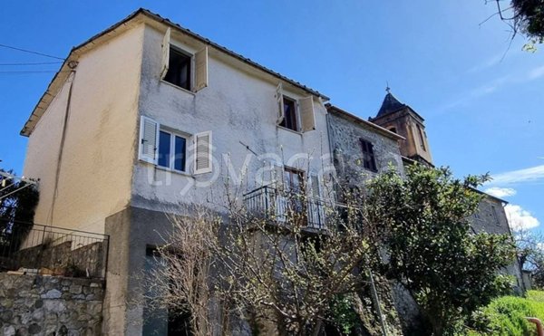 casa indipendente in vendita a Fivizzano