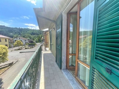 casa indipendente in vendita a Fivizzano in zona Gragnola
