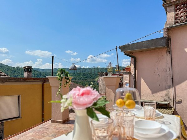 casa indipendente in vendita a Fivizzano