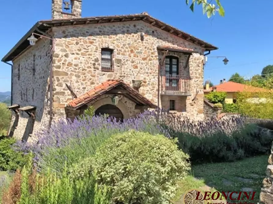 casa indipendente in vendita a Fivizzano in zona Ceserano