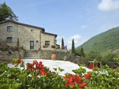 casa indipendente in vendita a Fivizzano