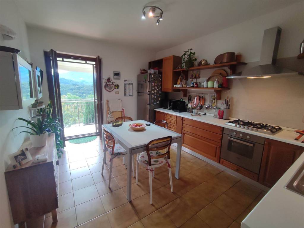 casa semindipendente in vendita a Fivizzano in zona Moncigoli