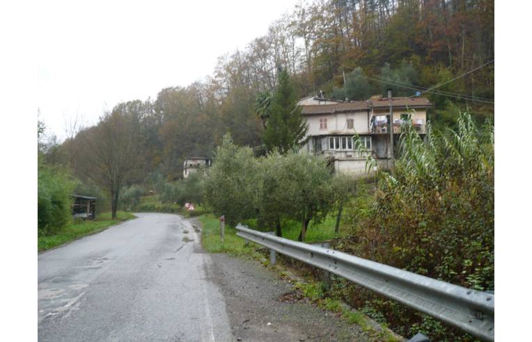 casa indipendente in vendita a Fivizzano in zona Gragnola