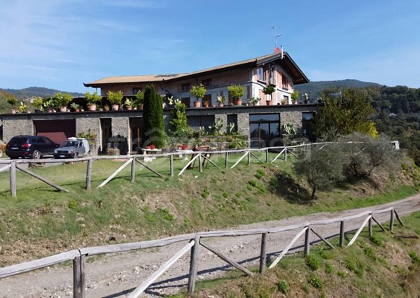 locale di sgombero in vendita a Fivizzano
