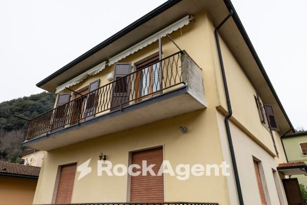 appartamento in vendita a Fivizzano in zona Equi Terme