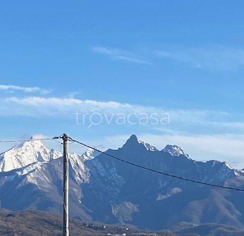 appartamento in vendita a Fivizzano in zona Agnino