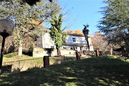 casa indipendente in vendita a Fivizzano