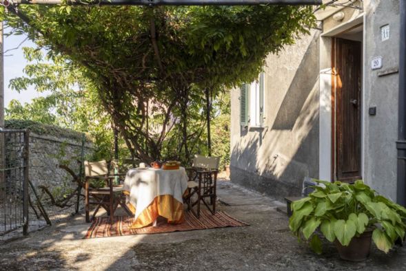 casa indipendente in vendita a Fivizzano