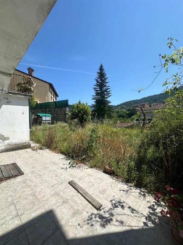 casa indipendente in vendita a Fivizzano