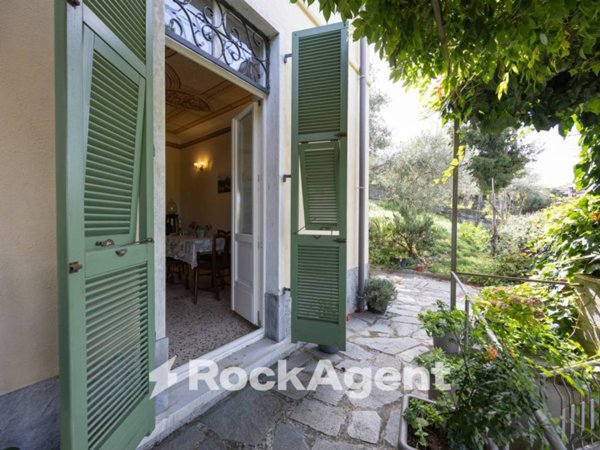 casa indipendente in vendita a Fivizzano