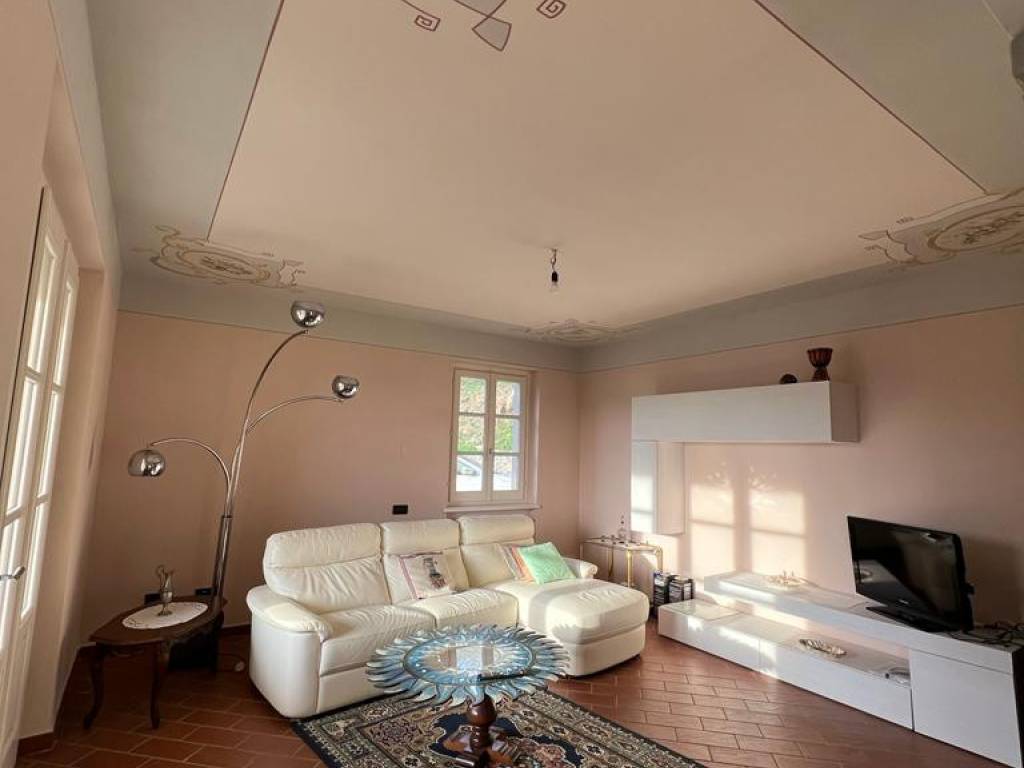 casa indipendente in vendita a Fivizzano in zona Moncigoli