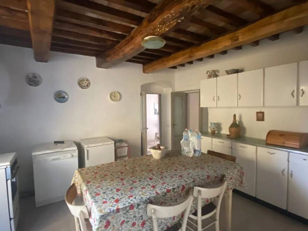 casa semindipendente in vendita a Fivizzano in zona Gragnola