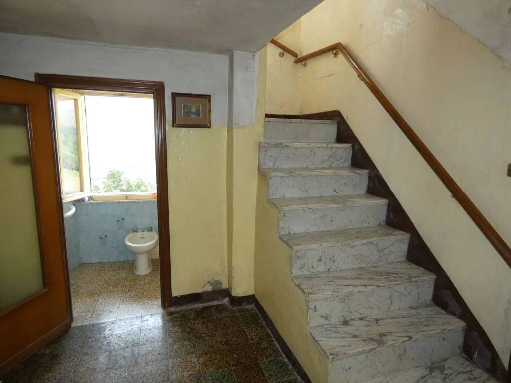 casa indipendente in vendita a Fivizzano