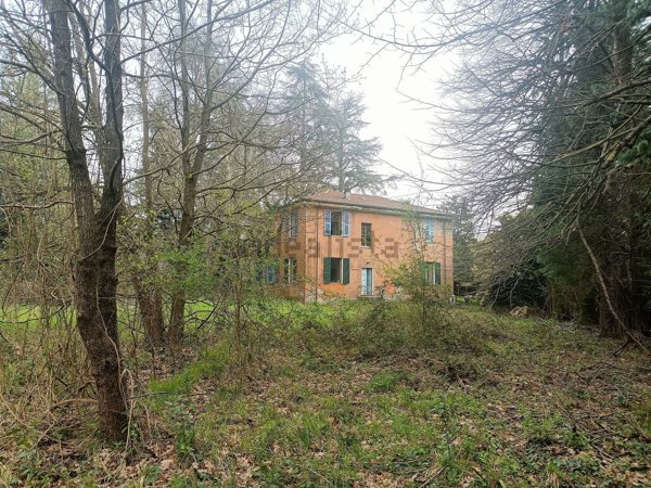 casa indipendente in vendita a Fivizzano