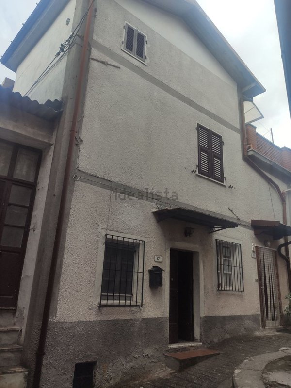 casa indipendente in vendita a Fivizzano