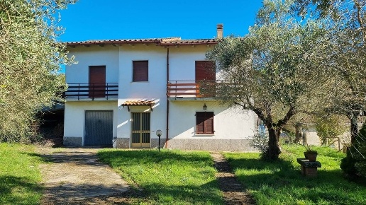 casa indipendente in vendita a Fivizzano