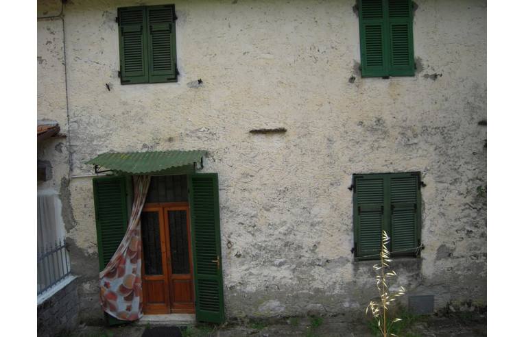 casa indipendente in vendita a Fivizzano