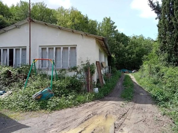 casa indipendente in vendita a Fivizzano in zona Debicò