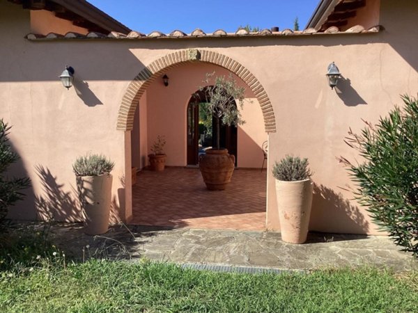 casa indipendente in vendita a Fivizzano