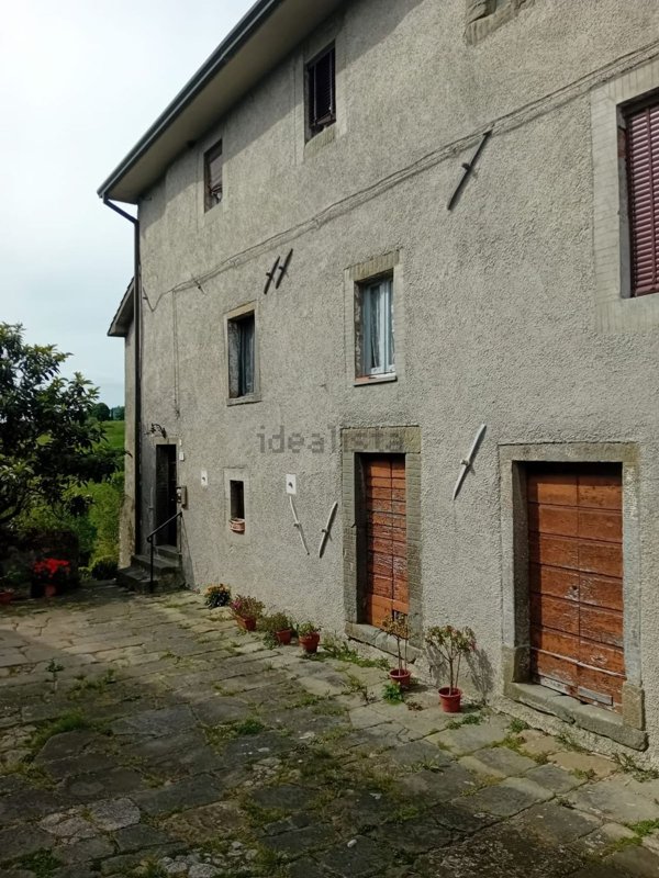 casa indipendente in vendita a Fivizzano in zona Moncigoli