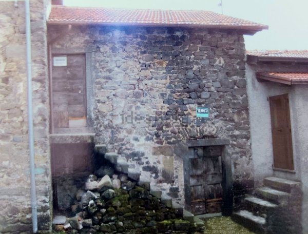 appartamento in vendita a Fivizzano in zona Sassalbo