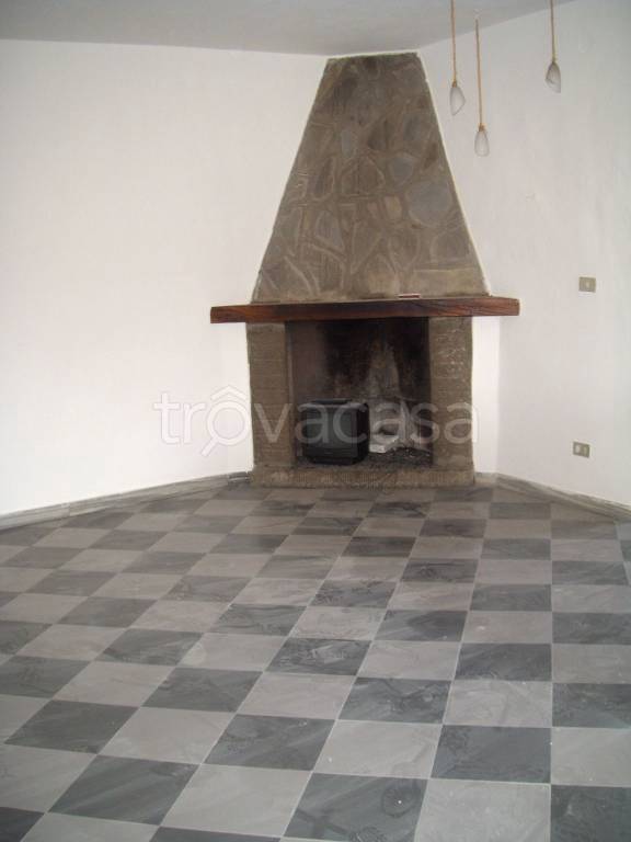 casa indipendente in vendita a Fivizzano