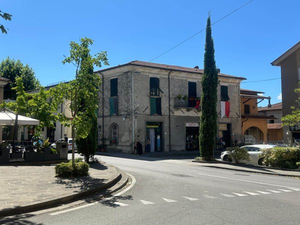 negozio in vendita a Fivizzano