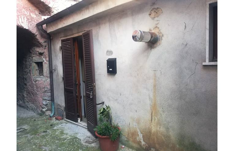 casa indipendente in vendita a Fivizzano in zona Tenerano