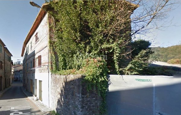 casa indipendente in vendita a Fivizzano