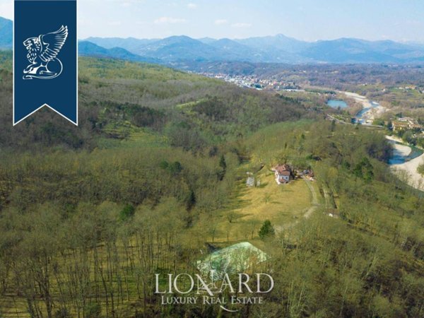 casa indipendente in vendita a Fivizzano