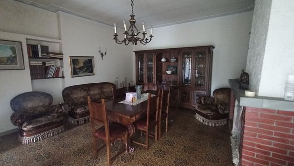 casa indipendente in vendita a Fivizzano in zona San Terenzo