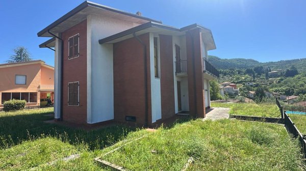 appartamento in vendita a Fivizzano