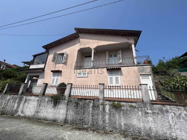 appartamento in vendita a Fivizzano in zona San Terenzo