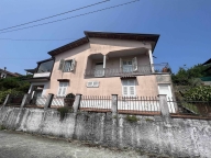 casa indipendente in vendita a Fivizzano