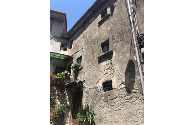 casa indipendente in vendita a Fivizzano