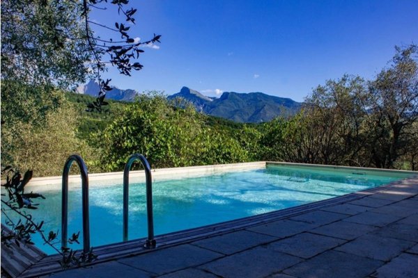 casa indipendente in vendita a Fivizzano