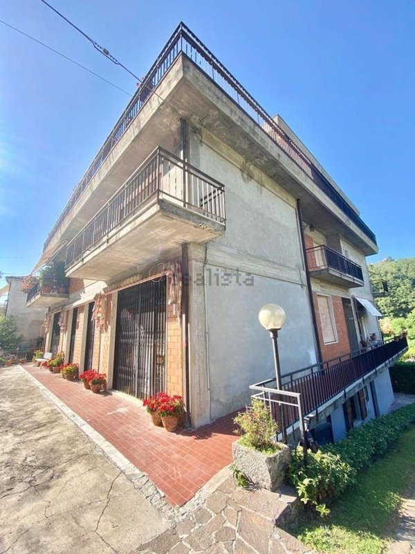 appartamento in vendita a Fivizzano in zona Equi Terme