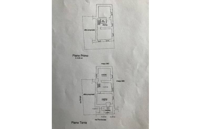 casa indipendente in vendita a Fivizzano in zona Magliano