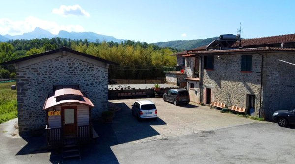 appartamento in vendita a Fivizzano in zona Equi Terme