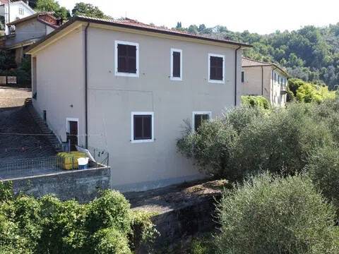 casa indipendente in vendita a Fivizzano in zona Groppoli