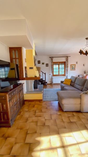casa indipendente in vendita a Fivizzano in zona Pò