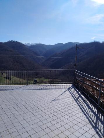 casa indipendente in vendita a Fivizzano in zona San Terenzo