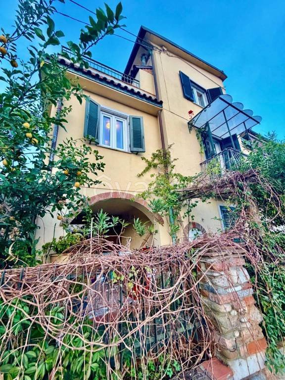 appartamento in vendita a Fivizzano in zona Turano