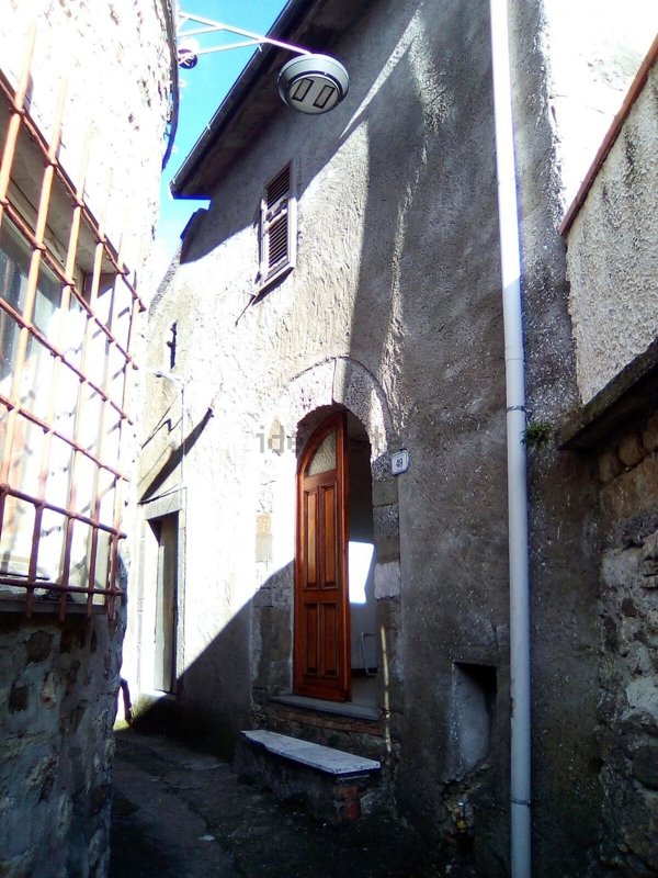 appartamento in vendita a Fivizzano in zona Viano