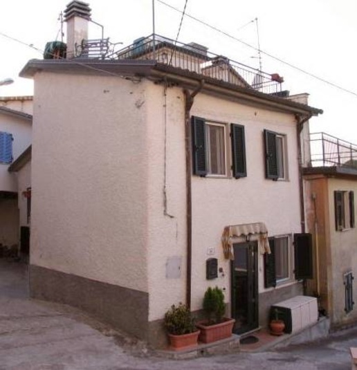casa indipendente in vendita a Fivizzano